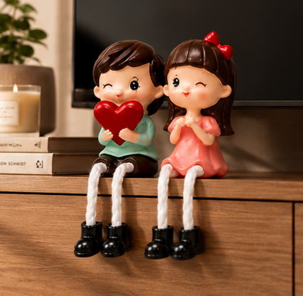 Polyresin Pastel Glossy Couple Showpiece